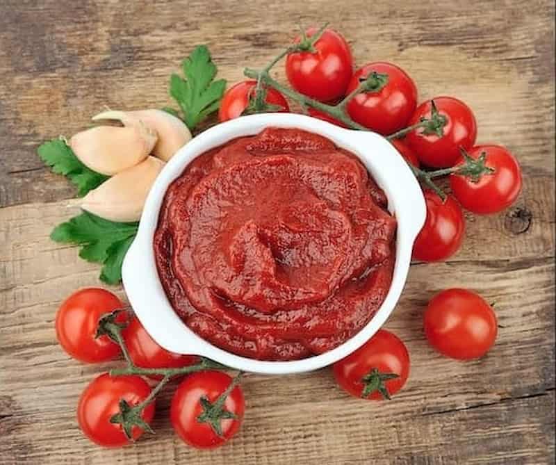 رب گوجه فرنگی ساشه ای کوچک و کاربردی با کیفیت مناسب
